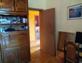 Na prodaju kuća u Surčinu 265m2, dvorište 439m2 | Maja Nekretnine