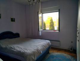 Na prodaju kuća u Surčinu 265m2, dvorište 439m2 | Maja Nekretnine